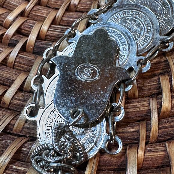 Vintage 1970s Republic of San Marino Souvenir Hamsa Coin Link Travel‎ Bracelet - Picture 6 of 8